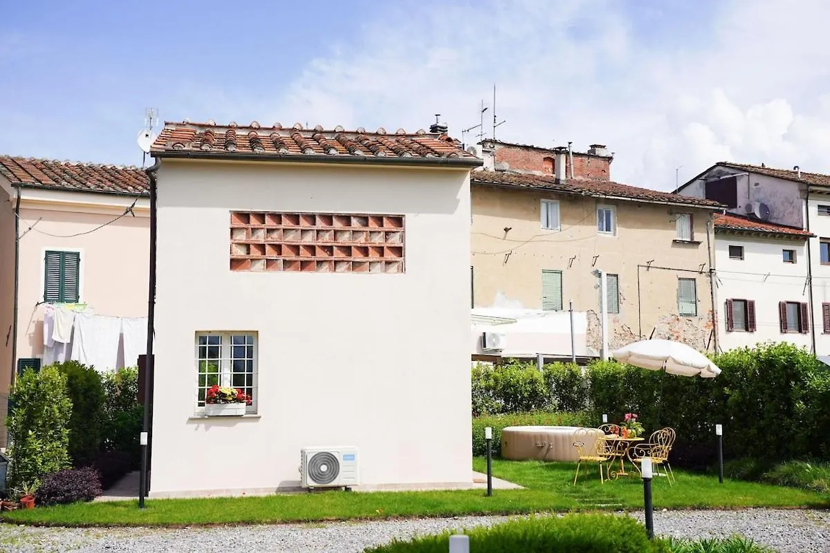 Casetta Di Paola Lucca