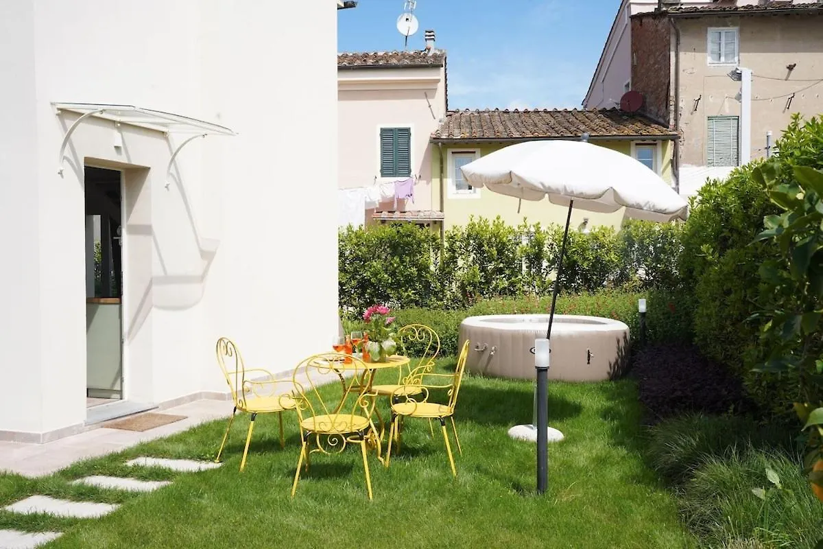 Holiday home Casetta Di Paola Lucca Italy